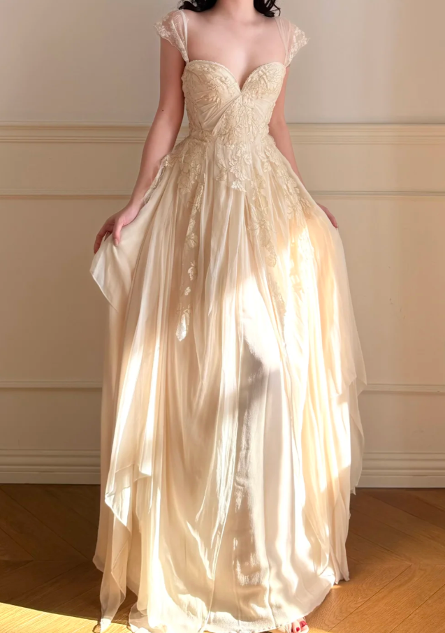Süßes Ballkleid Spaghettiträger Silbergrau Mini Kurzes Formales Homecoming-Kleid Party Kurzes Ballkleid Hoco Kleider DH2684