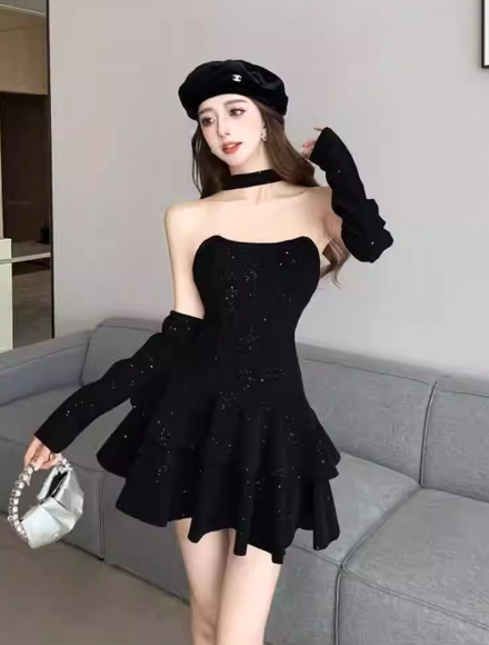 Schwarzes Damenkleid S89