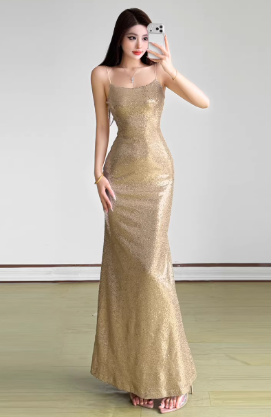 Chic Gold Dress S496