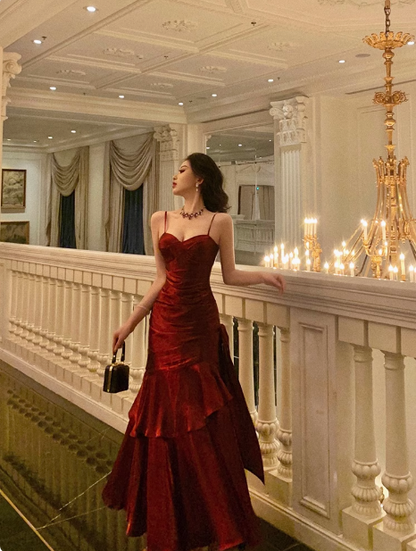 Sexy Meerjungfrau Spaghettiträger Burgunderrotes Kleid zum 21. Geburtstag Urlaubsparty Geburtstags-Outfits für Frauen DP0192