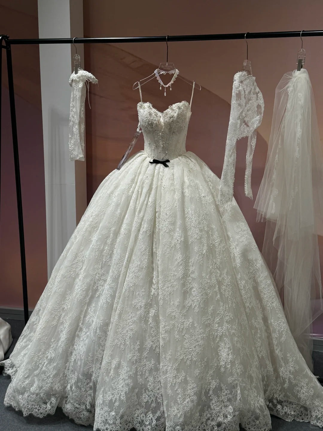 Robe de bal courte à bretelles spaghetti, gris argenté, robe de soirée courte, robe de bal Hoco DH2684