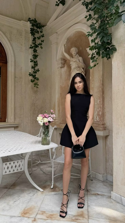 Simple A Line Little Black Dress Satin Mini Short Formal 8th Grade Homecoming Dresses Summer Middle School Hoco Dress Homecoming Outfits DH1024