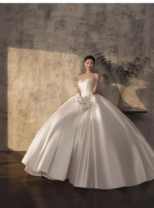 Pretty Wedding Dress Ball Gown Sweetheart White Long Satin Wedding Dresses Bridal Gowns Brides Gown DH110