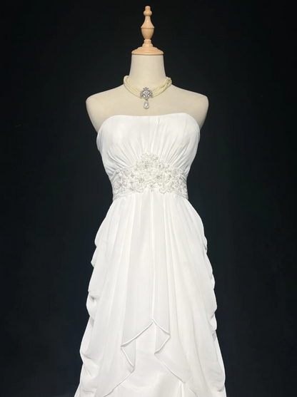 Retro Brautkleid 1960er Jahre A-Linie trägerlos ärmellos Chiffon Plissee Perlen lange weiße Brautkleider elegante Brautkleider DH1119