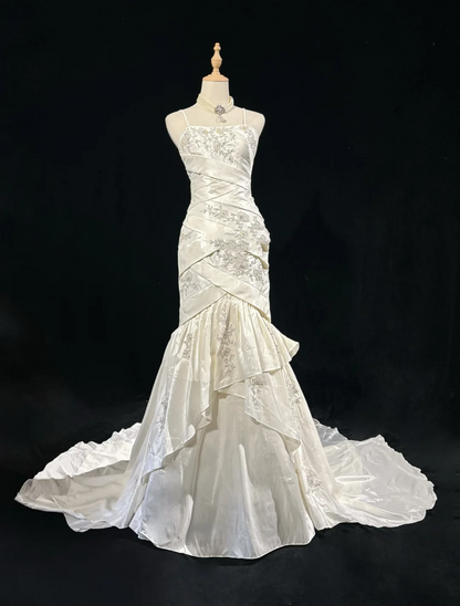 Retro Brautkleid 1960er Meerjungfrau Spaghettiträger Ärmellose Spitze Langes weißes 60er Brautkleid Elegante Brautkleider DH1120