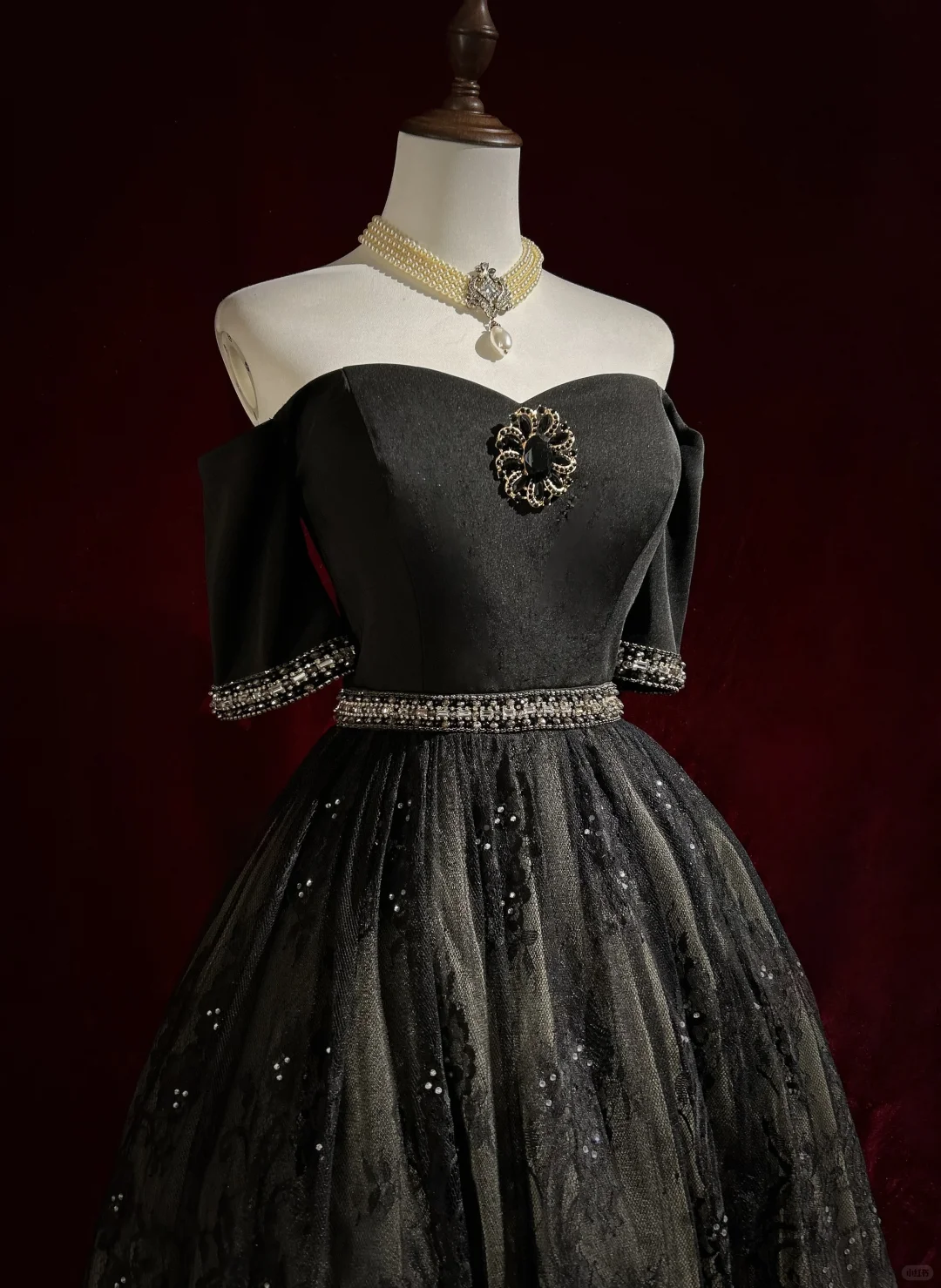 Robe de bal vintage à épaules dénudées, en tulle noir et dentelle, tenue de soirée formelle pour la 8e année, tenue d'été pour le collège, tenue Hoco pour le 20e anniversaire, DH1157
