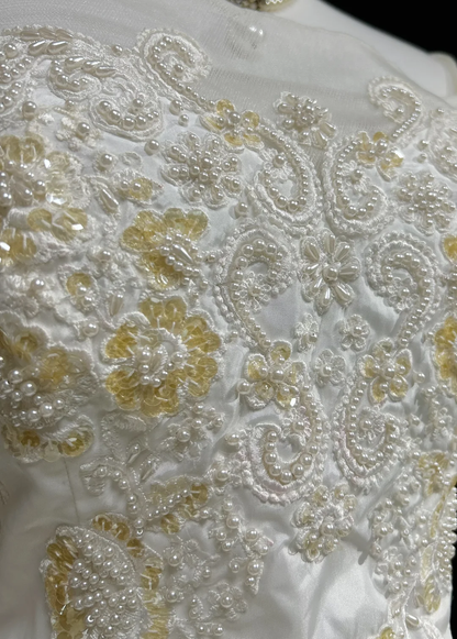 Unique Bridal Gown Ball Gown Off The Shoulder White Short Sleeves Lace Wedding Dresses Vintage 80s Wedding Gowns DH1258
