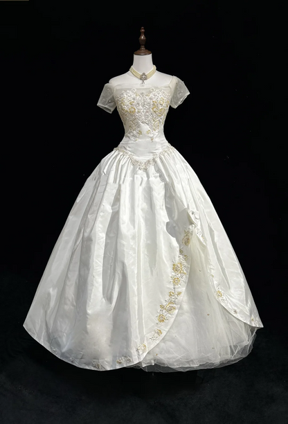 Unique Bridal Gown Ball Gown Off The Shoulder White Short Sleeves Lace Wedding Dresses Vintage 80s Wedding Gowns DH1258