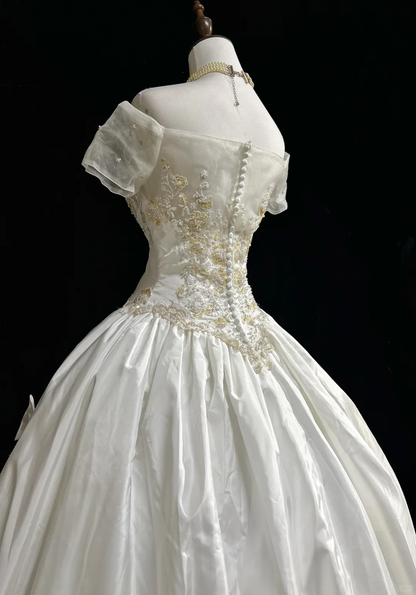 Unique Bridal Gown Ball Gown Off The Shoulder White Short Sleeves Lace Wedding Dresses Vintage 80s Wedding Gowns DH1258
