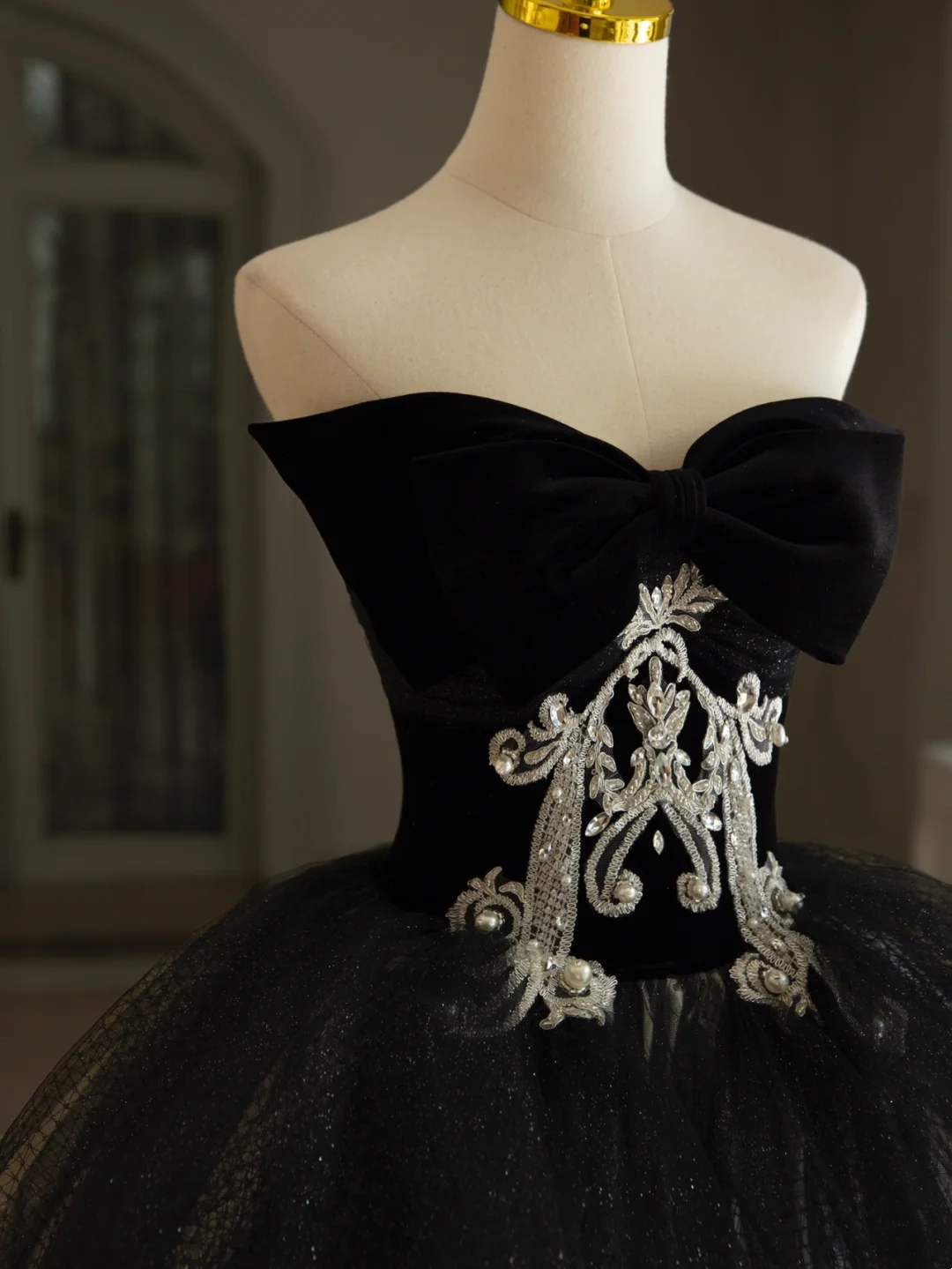 Luxus Ballkleid Herzausschnitt Off Shoulder Spitzenapplikationen Schwarzer Tüll Quinceanera Kleid Quinceanera Kleid Abendkleider Vestido De 15 Anos Sweet 16 Kleid DH1292