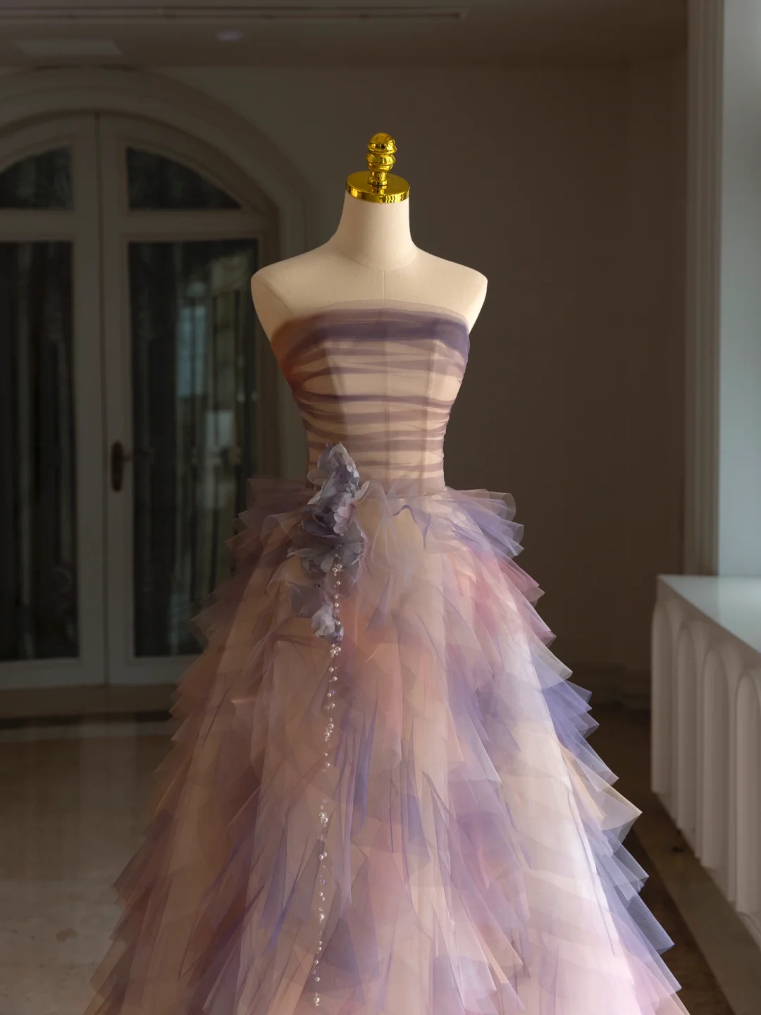 Luxus Ballkleid Trägerloses Ärmelloses Tüll Quinceanera Kleid Formale Kleider Vestido De 15 Anos Sweet 16 Kleid DH1293