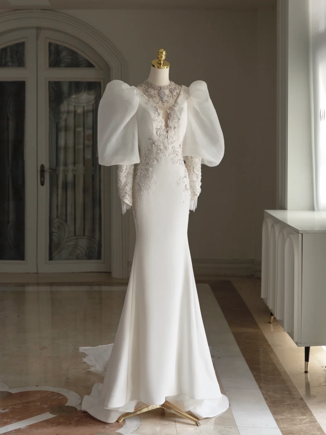 Retro Bridal Dress Mermaid V Neck Long Sleeves Satin Wedding Dress With Lace Wedding Dresses Modest Wedding Gowns DH1294