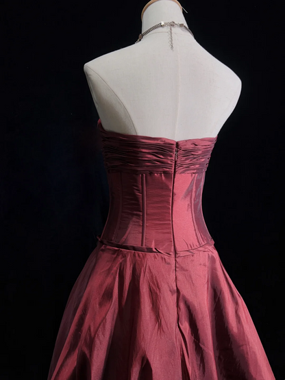Unique Ball Gown Strapless Sleeveless Burgundy Taffeta Formal 7th Grade Homecoming Dresses Middle School Prom Dress Hoco Outfits DH1337