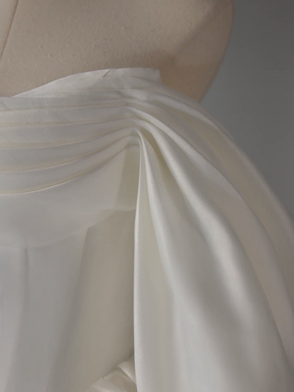 Prinzessin Brautkleid Ballkleid aus der Schulter Satin Brautkleid mit kurzen Ärmeln Brautkleider bescheidene Brautkleider DH1544