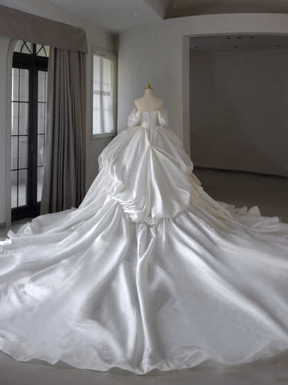 Prinzessin Brautkleid Ballkleid aus der Schulter Satin Brautkleid mit kurzen Ärmeln Brautkleider bescheidene Brautkleider DH1544