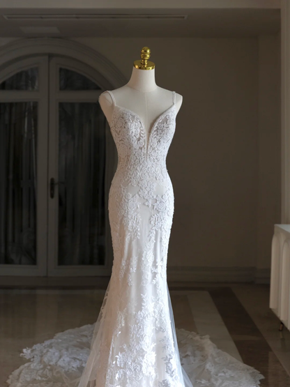 Luxus Meerjungfrau Spaghettiträger Spitze Weißes Brautkleid Bescheidene Brautkleider Prinzessin Brautkleider DH1548