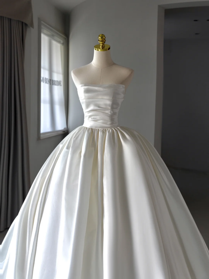 Prinzessin Brautkleid Ballkleid Trägerloses Satin Brautkleid Mit Rüschen Weiße Brautkleider Einfache Brautkleider DH1552