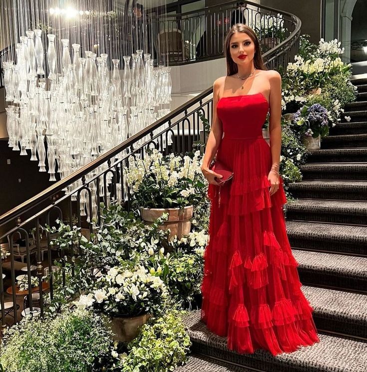 Elegante A-Linie trägerloses rotes Tüll-Langes Ballkleid Partykleid 21. Geburtstag Outfits Abschlusskleider DH166