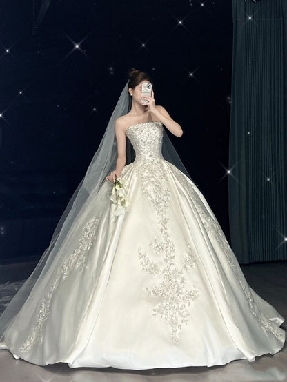Princess Bridal Dress Ball Gown Strapless Lace White Wedding Dress With Appliques Wedding Dresses Modest Wedding Gowns DH1764