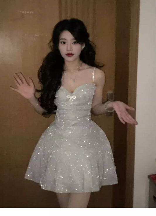Classy A Line Spaghetti Straps Sequin White Short Mini Formal 8th Grade Homecoming Dresses Middle School Hoco Court Dress 21st Birthday Dress Hoco Outfits DH1797