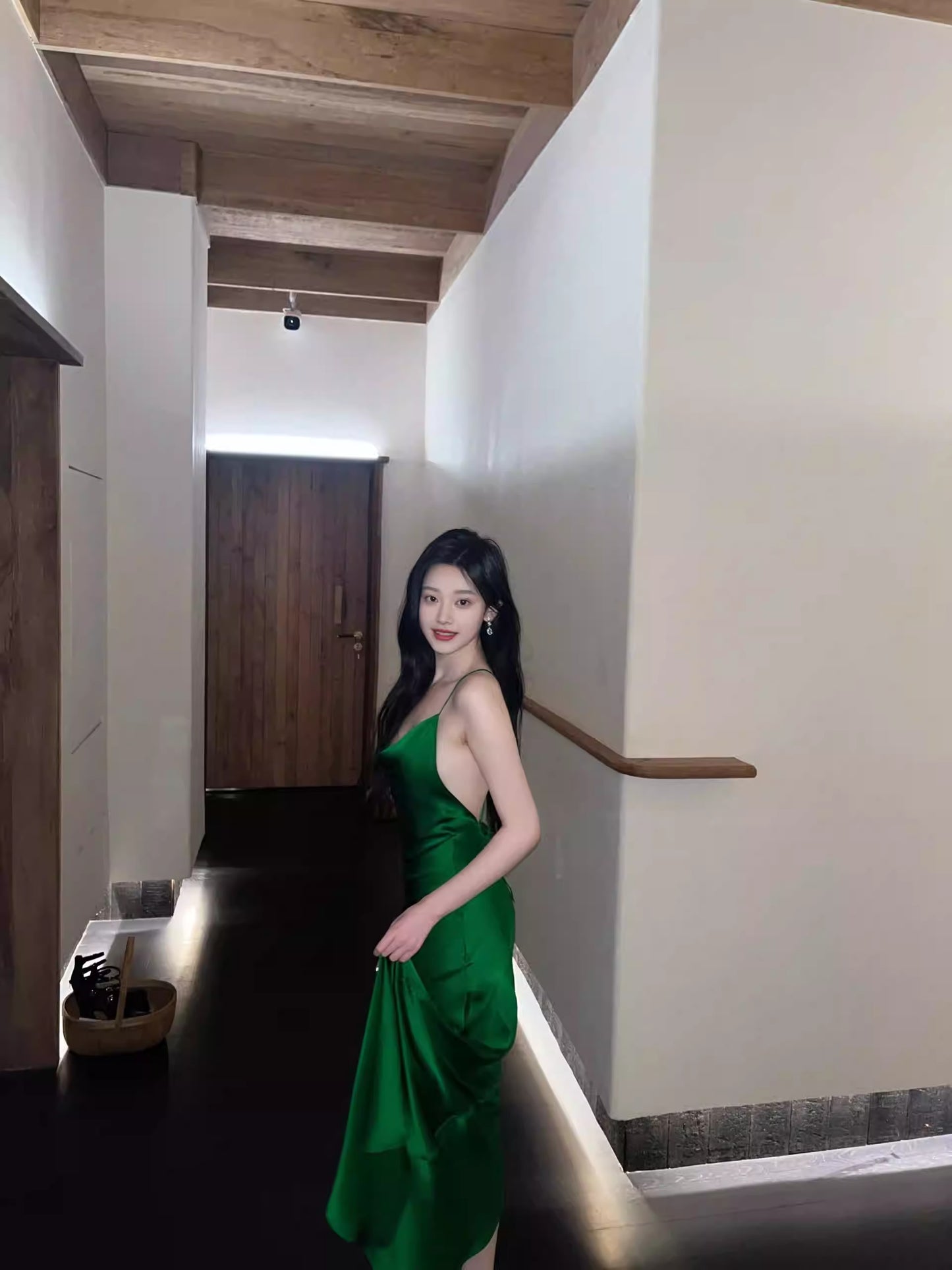 Sexy Etuikleid Spaghettiträger Grün Rückenfrei Satin Lange Ballkleider Partykleid 20. Geburtstag Outfits Abschlusskleider DH1886