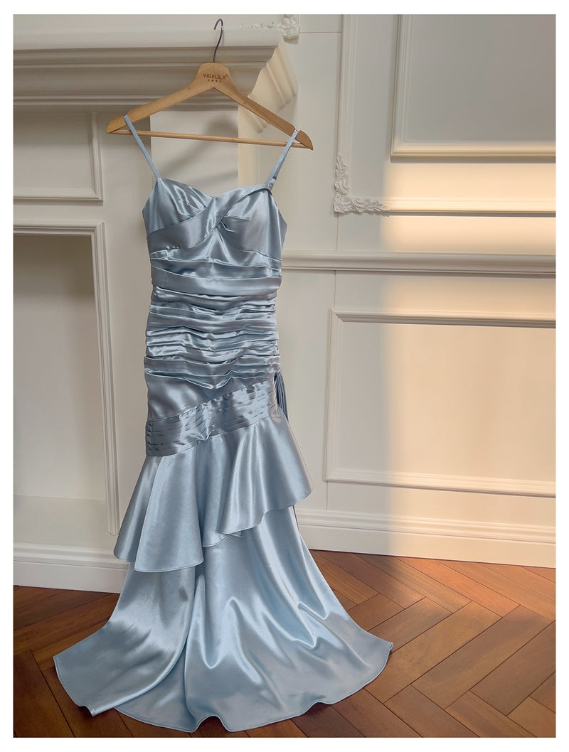 Einfache Meerjungfrau Spaghettiträger Staubblau Satin Lange Ballkleider Partykleid 20. Geburtstag Outfits Abschlusskleider DH1911