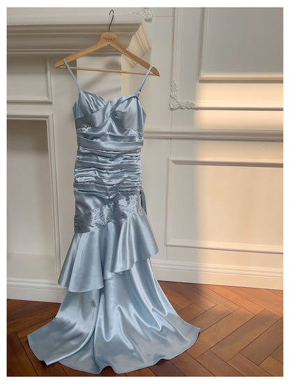 Einfache Meerjungfrau Spaghettiträger Staubblau Satin Lange Ballkleider Partykleid 20. Geburtstag Outfits Abschlusskleider DH1911