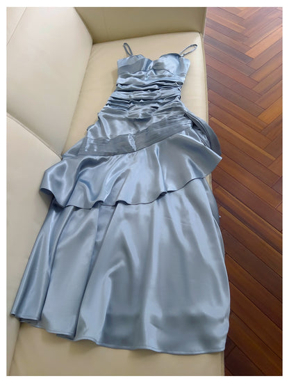 Einfache Meerjungfrau Spaghettiträger Staubblau Satin Lange Ballkleider Partykleid 20. Geburtstag Outfits Abschlusskleider DH1911
