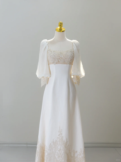 Romantisches Brautkleid Brautkleid A-Linie Square Neck Satin Brautkleid Elfenbein Brautkleider Bescheidene Brautkleider DH2038