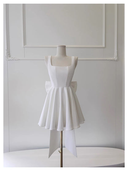 Modest A Line Square Neck White Formal 8th Grade Homecoming Dresses Middle School Short Birthday Gowns Graduation Dress Hoco Outfits DH2124