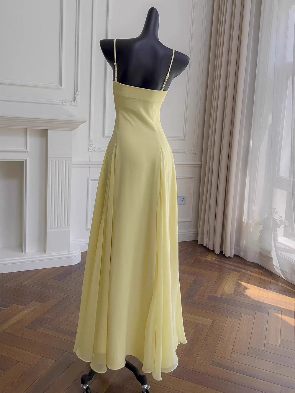 Einfache A-Linie Spaghettiträger Gelb Chiffon Lange Ballkleider Partykleid 20. Geburtstag Outfits Abschlusskleider DH2128