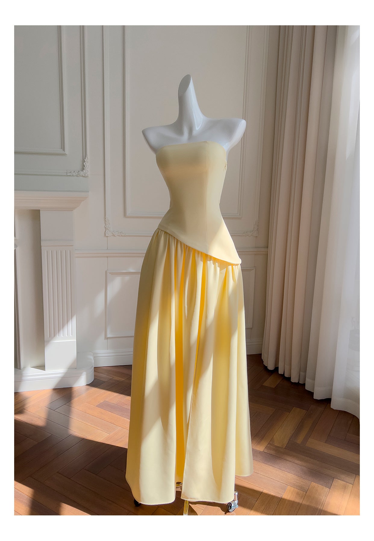 Einfaches A-Linien-trägerloses gelbes Chiffon-langes Ballkleid Partykleid 20. Geburtstags-Outfits Abschlusskleider DH217