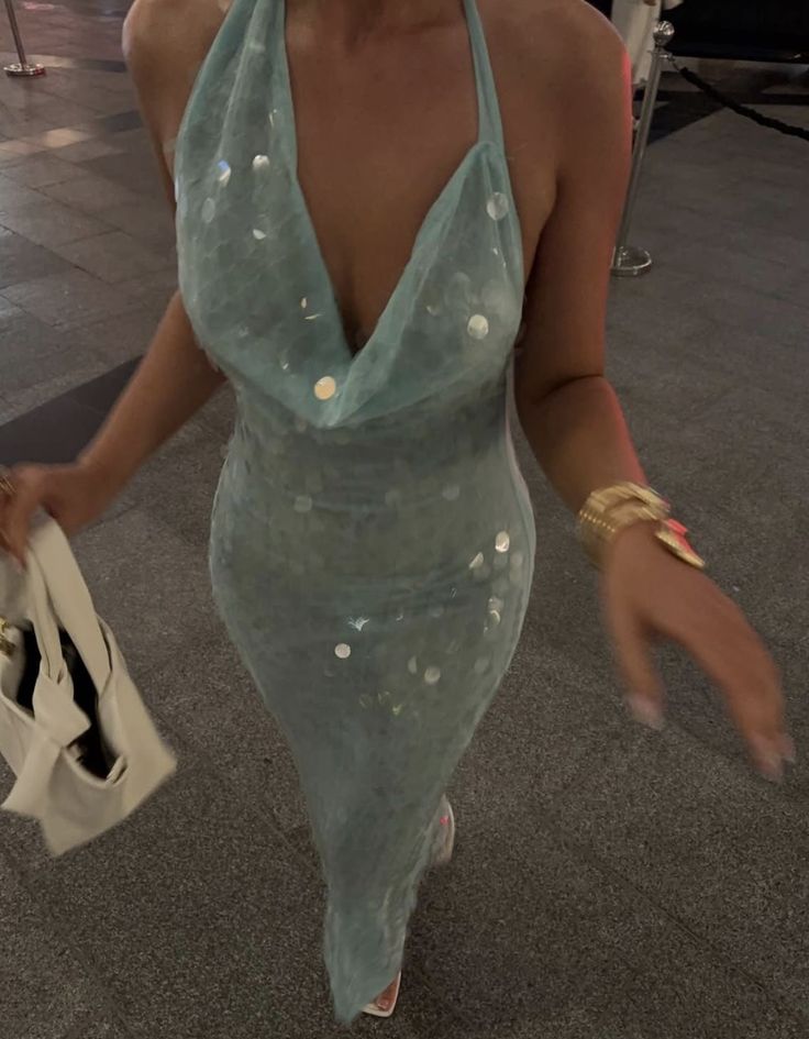 Elegante Meerjungfrau Neckholder Hellgrün Pailletten Lange Ballkleider Partykleid 21. Geburtstag Outfits Abschlusskleider DH2265
