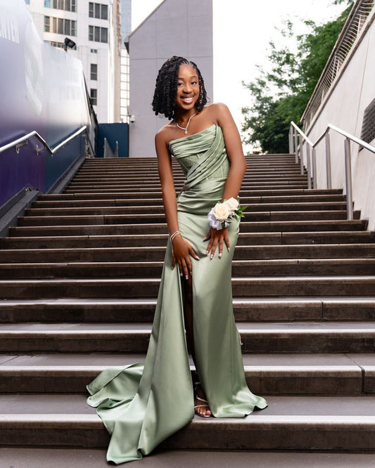 Elegantes Etuikleid, trägerlos, Salbeigrün, Schlitz, lange Ballkleider, Partykleid, 18. Geburtstag, Outfits, Abschlusskleider DH2315
