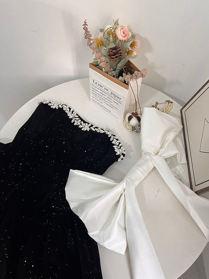 Pretty Ball Gown Sweetheart Black Velvet Formal Homecoming Dresses 21st Birthday Outfits Graduation Dress Short Mini Cocktail Dresses DH2477