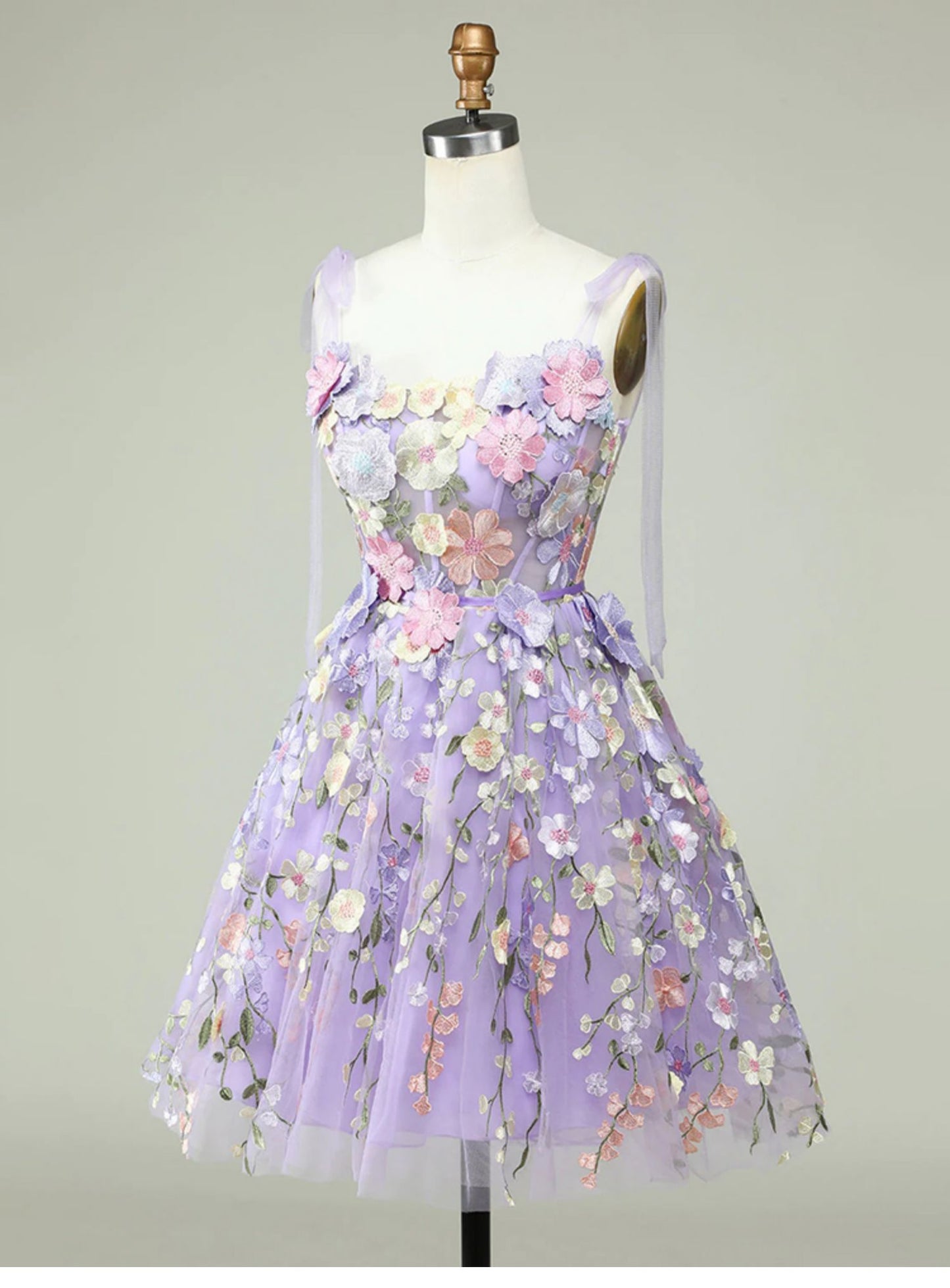 Cute A Line Spaghetti Straps Lilac Tulle Lace Formal Homecoming Dresses 18th Birthday Outfits Graduation Dress Short Mini Hoco Dresses DH2538