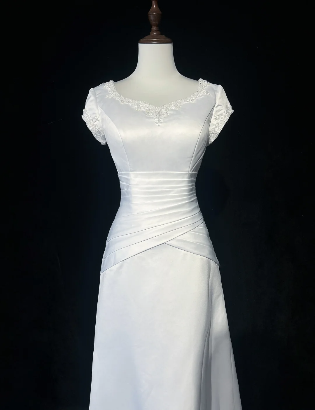Robe de mariée vintage trapèze, col en V, perles blanches, longue, en satin, style rétro, robes de mariée modestes, DH2653