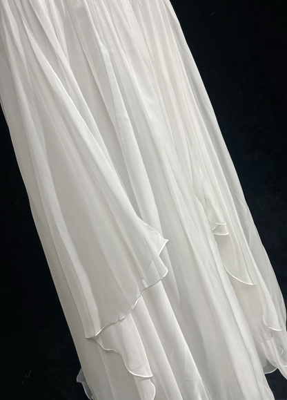 Retro A-Linie V-Ausschnitt Weißer Chiffon mit Silber-Gold-Perlen Lange Blumen Ballkleider Partykleid 21. Geburtstag Outfits Ballkleider DH2662