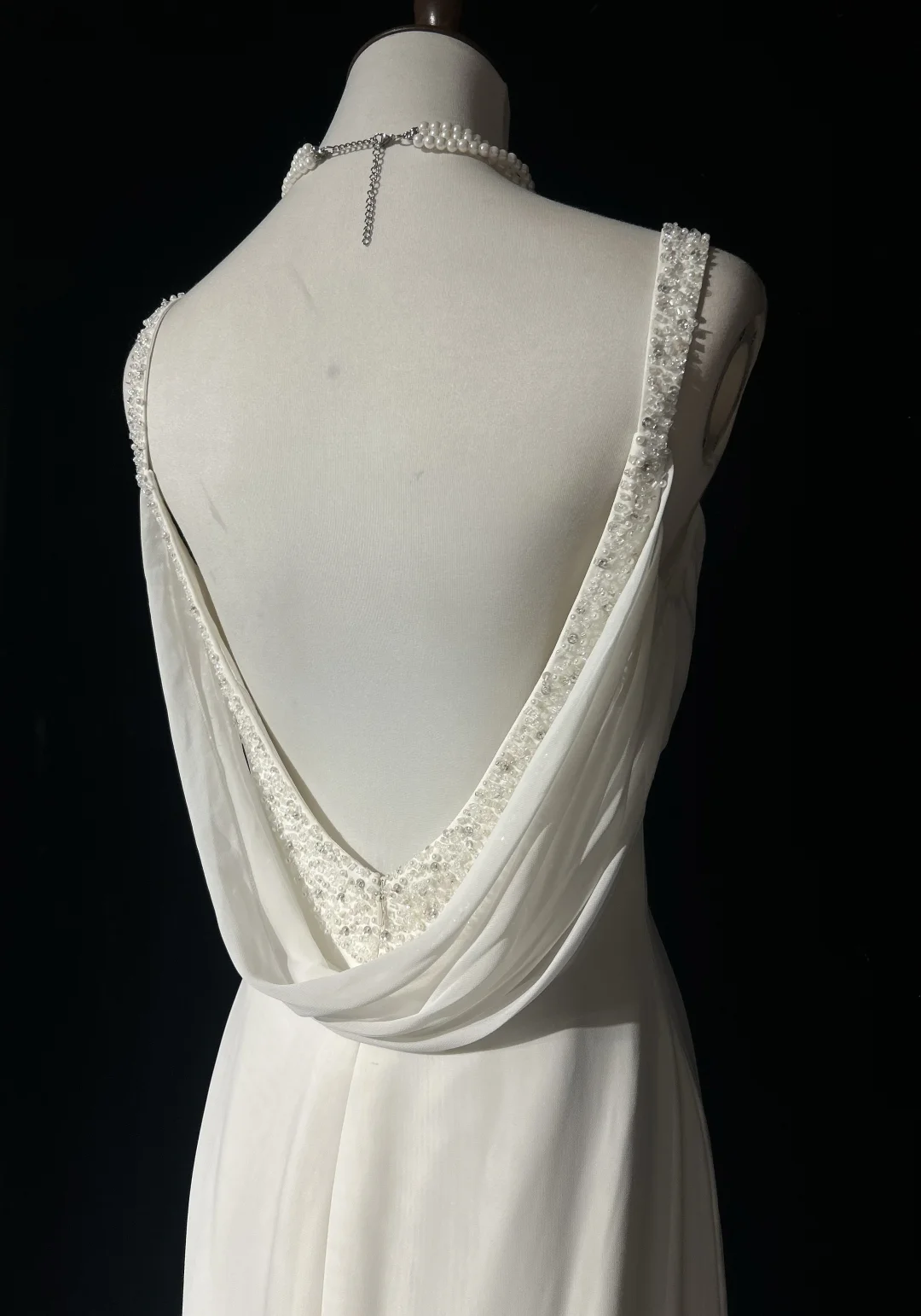 Robe de mariée vintage sirène bretelles spaghetti dos nu mousseline perles blanches longue robe de mariée robes de mariée rétro robes de mariée modestes DH2669