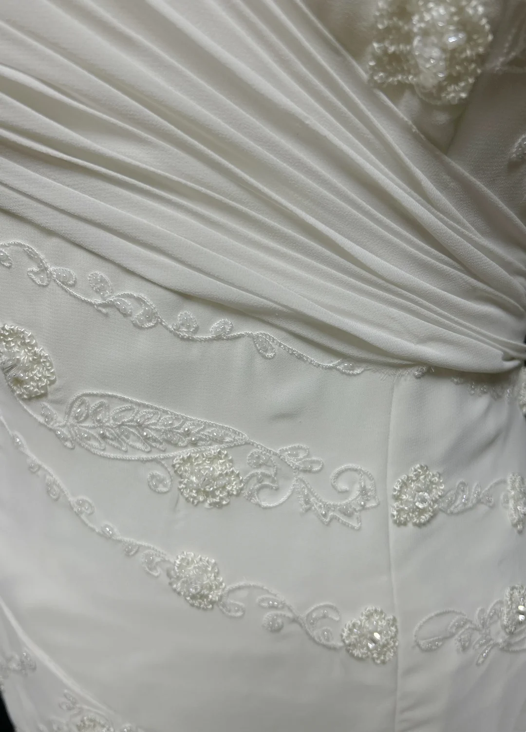 Robe de mariée vintage sirène bretelles spaghetti mousseline perles robe de mariée longue blanche robes de mariée rétro robes de mariée modestes DH2679