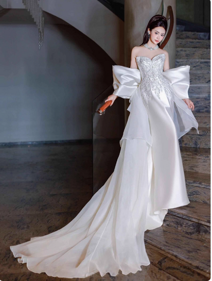 Unique Strapless Sheath Satin Train Wedding Dress Glamour Embroidery Bridal Gown DH2686