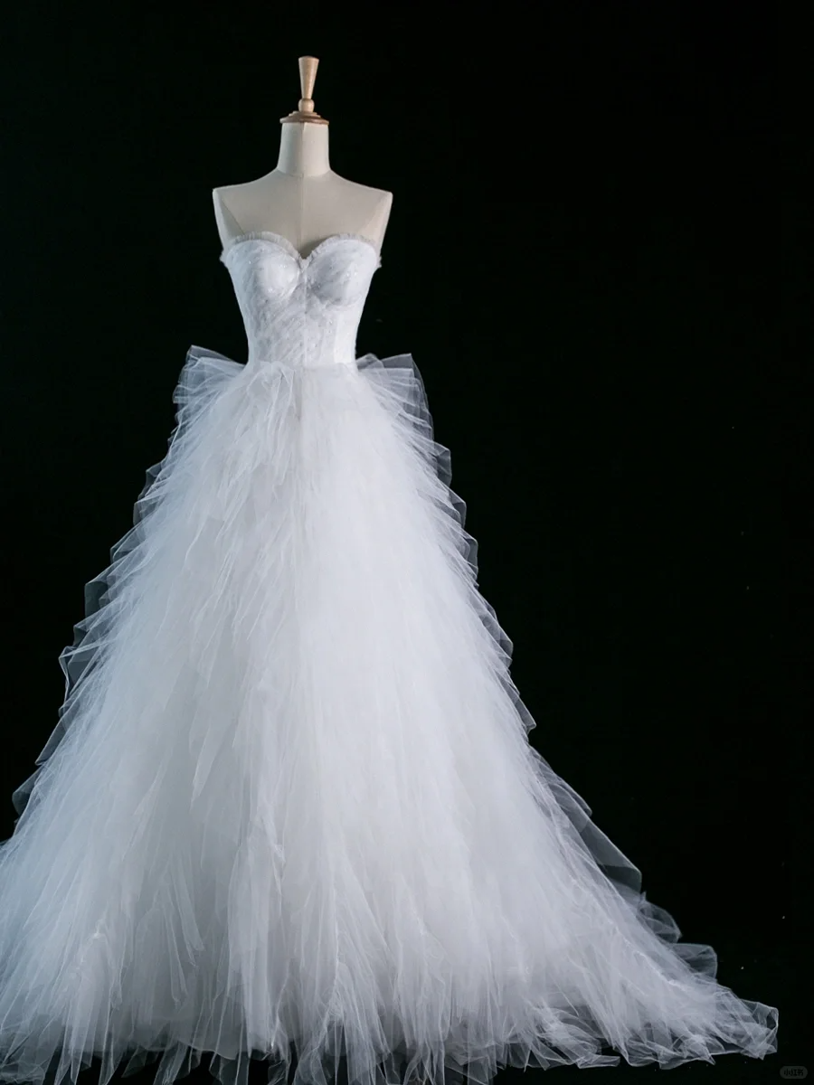 Robe de mariée élégante, robe de bal, décolleté en cœur, tulle blanc, robes de mariée longues d'été, robe de mariée DH345