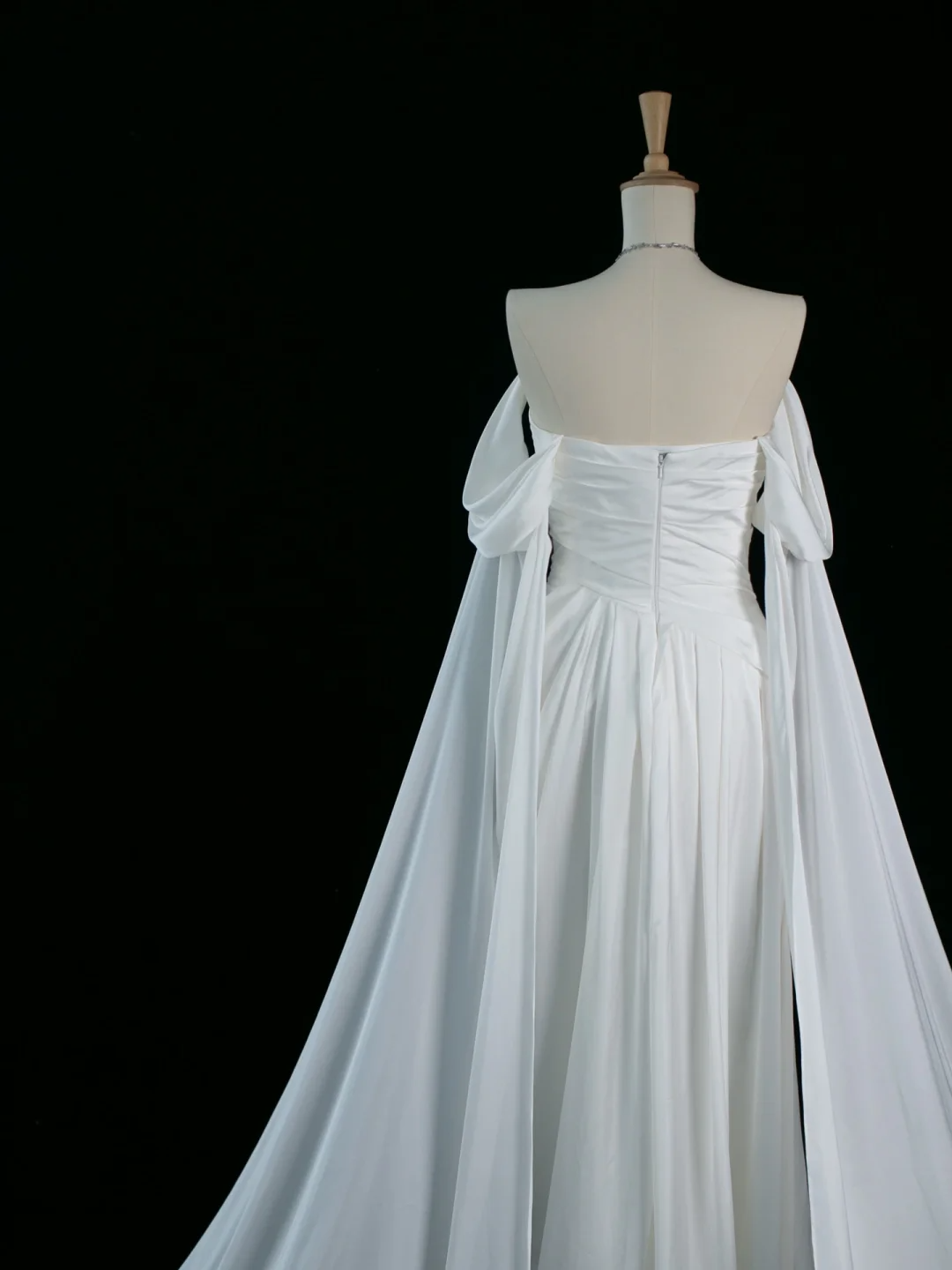 Jolie robe de mariée trapèze, épaules dénudées, manches courtes, blanche, longue, DH349