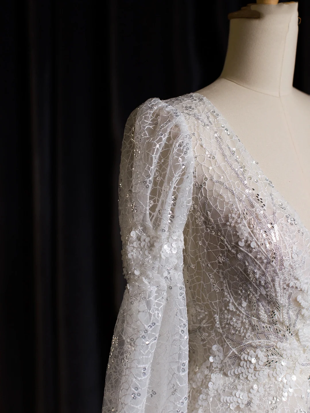 Robe de mariée vintage trapèze, col en V, manches longues, paillettes, blanche, longue, DH402