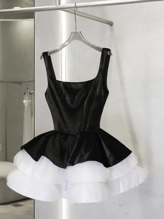 Pretty Ball Gown Square Neck Black Velvet Short Formal 8th Grade Homecoming Dresses Summer Middle School Hoco Dress Homecoming Outfits DH432