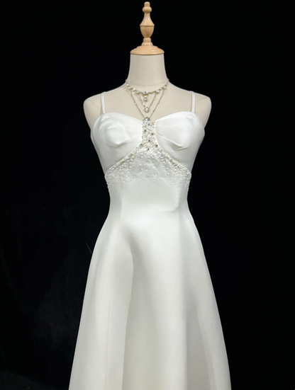 Robe de mariée vintage trapèze à bretelles spaghetti en satin blanc sans manches, longue, avec cape DH524