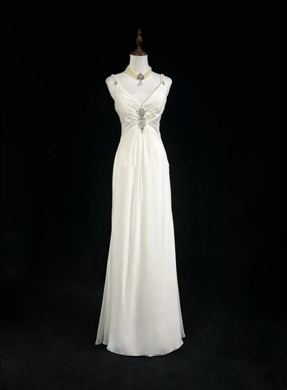 Moderne A-Linie Träger Silber Perlen Chiffon Langes weißes rückenfreies Brautkleid Elegante Brautkleider DH657