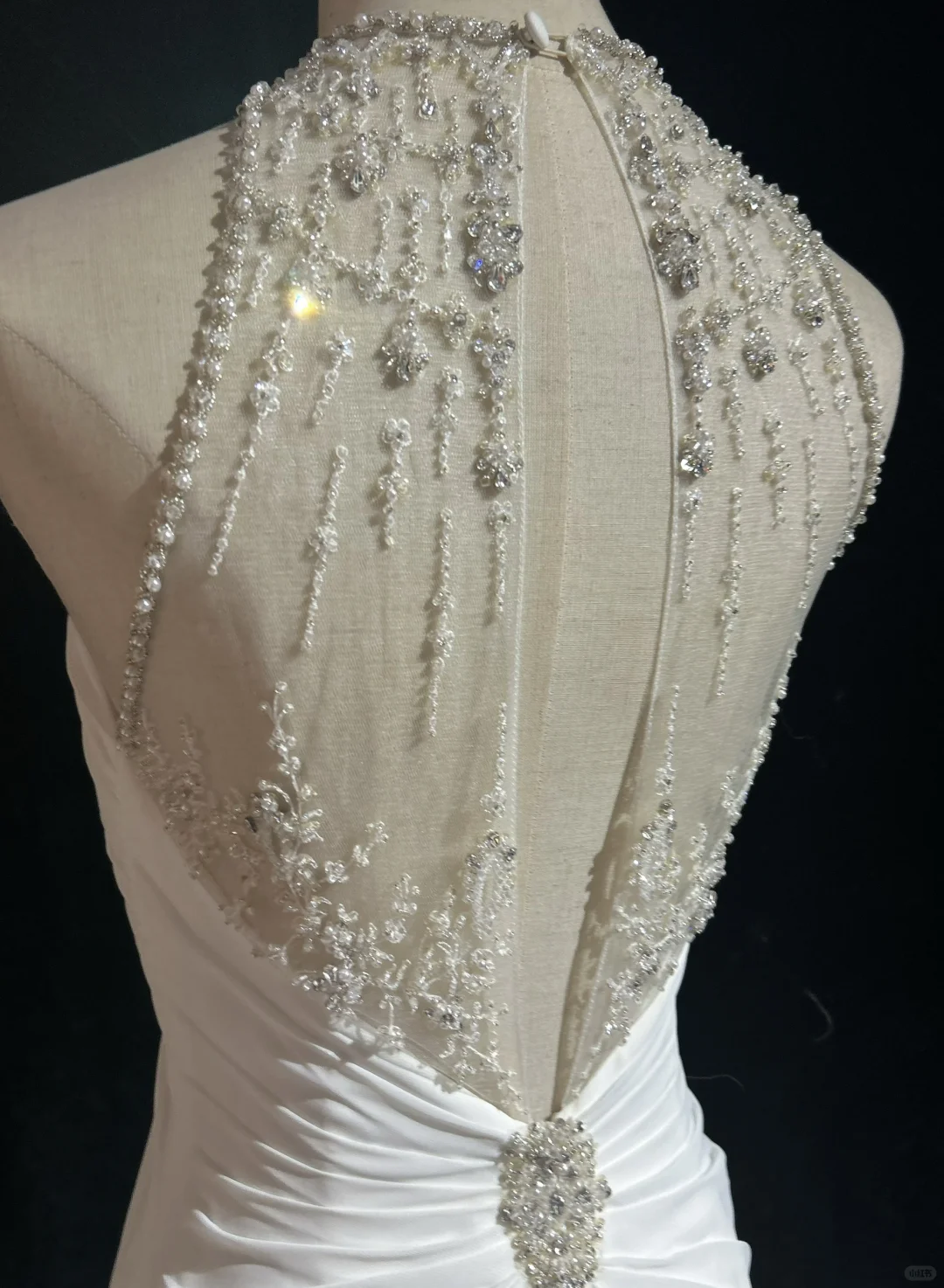 Robe de mariée vintage des années 1960, coupe trapèze, col bijou, mousseline, longue, blanche, élégante, DH658