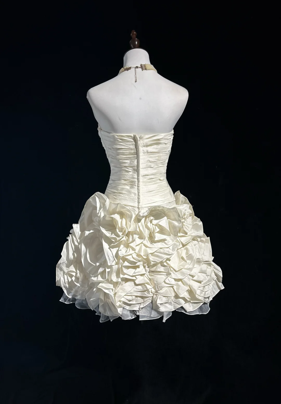 Vintage Ball Gown Sweetheart Taffeta White Sleeveless Mini Short Formal 8th Grade Homecoming Dresses Summer Middle School Hoco Dress Homecoming Outfits DH661