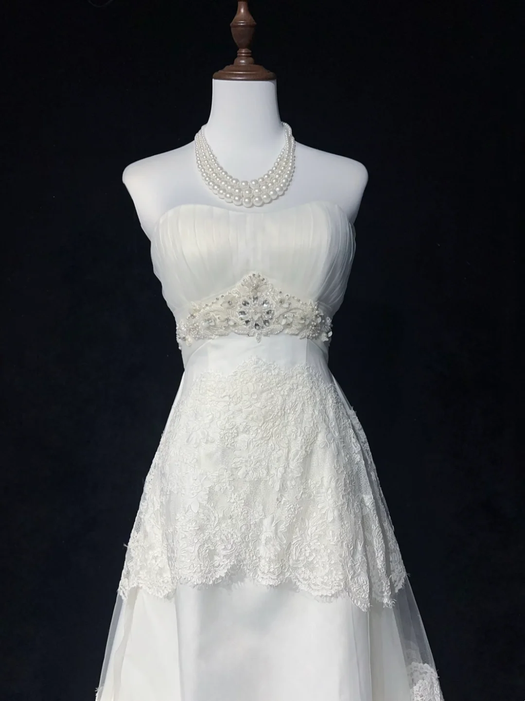 Robe de mariée vintage des années 1960, coupe trapèze, sans bretelles, en tulle et dentelle, longue, blanche, élégante, DH662
